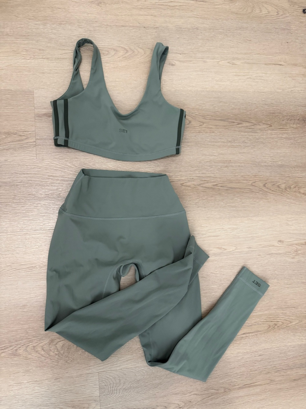 SET Active Sage Green High-Rise Leggings & Sports Bra Set